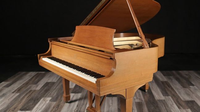 <span>1967</span> Steinway M